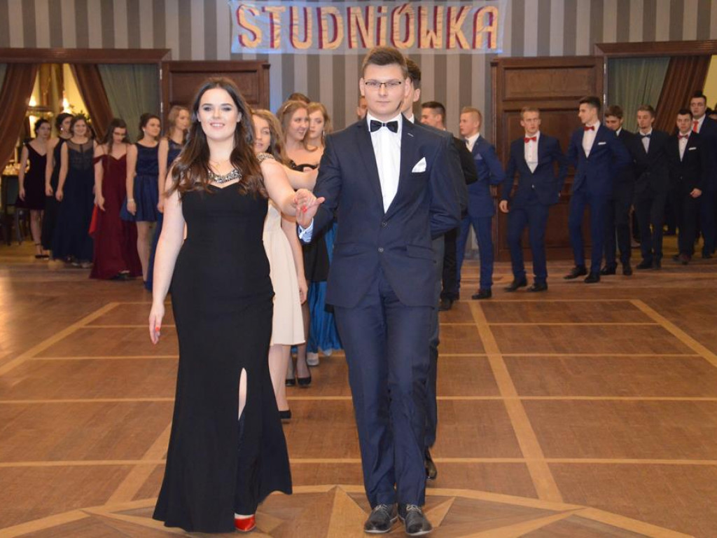 Studniówka I Liceum Ogólnokształcącego w Łowiczu - zdjęcia