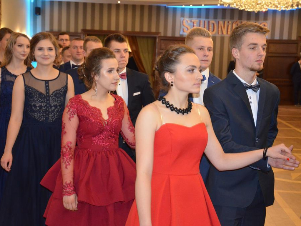 Studniówka I Liceum Ogólnokształcącego w Łowiczu - zdjęcia