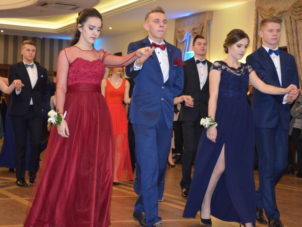 Studniówka I Liceum Ogólnokształcącego w Łowiczu - zdjęcia