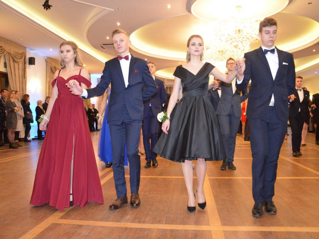 Studniówka I Liceum Ogólnokształcącego w Łowiczu - zdjęcia