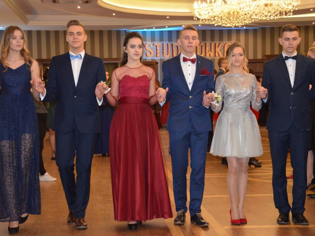 Studniówka I Liceum Ogólnokształcącego w Łowiczu - zdjęcia