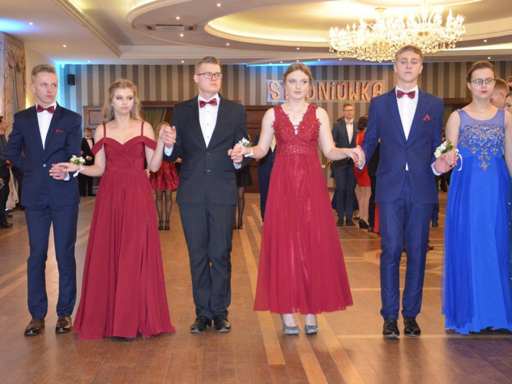Studniówka I Liceum Ogólnokształcącego w Łowiczu - zdjęcia