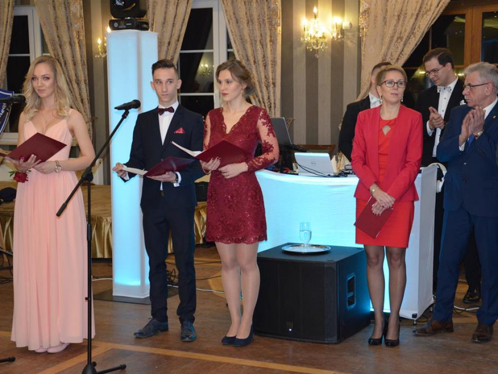 Studniówka I Liceum Ogólnokształcącego w Łowiczu - zdjęcia