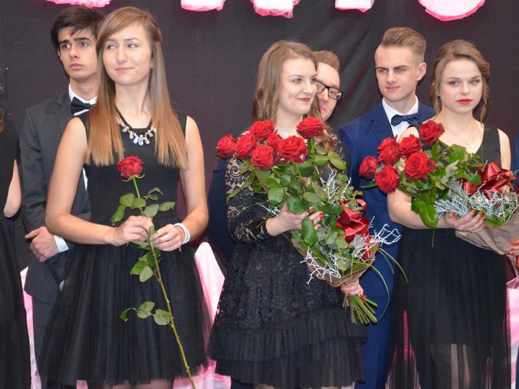 Pijarska studniówka w murach szkoły
