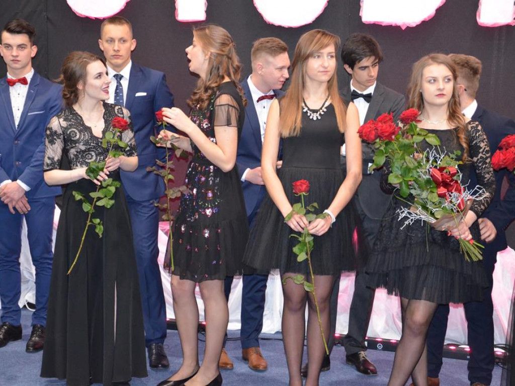 Pijarska studniówka w murach szkoły