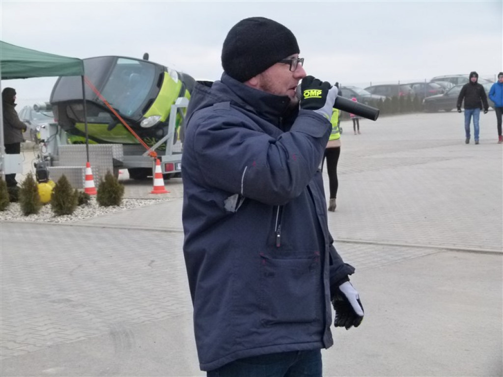 WOŚP z Hołowczycem na Torze Łódź w Kiełminie