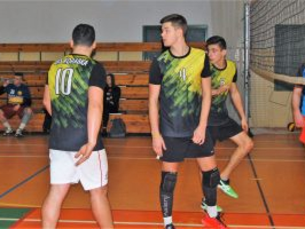 UKS Korabka nadal na szczycie