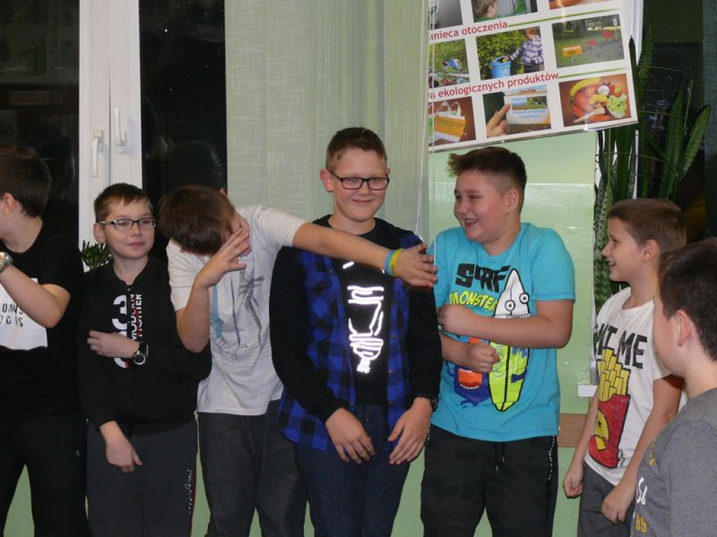 Uczniowie Dwójki nocują w szkole