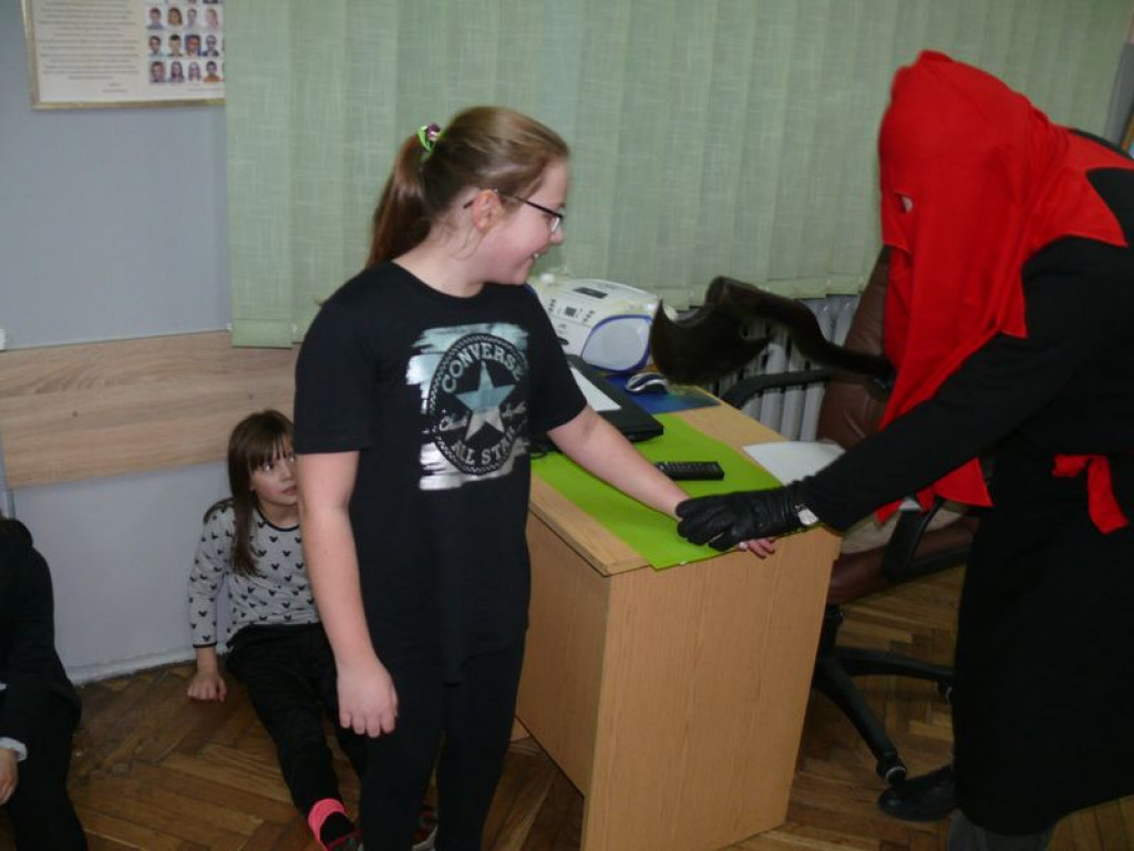 Uczniowie Dwójki nocują w szkole