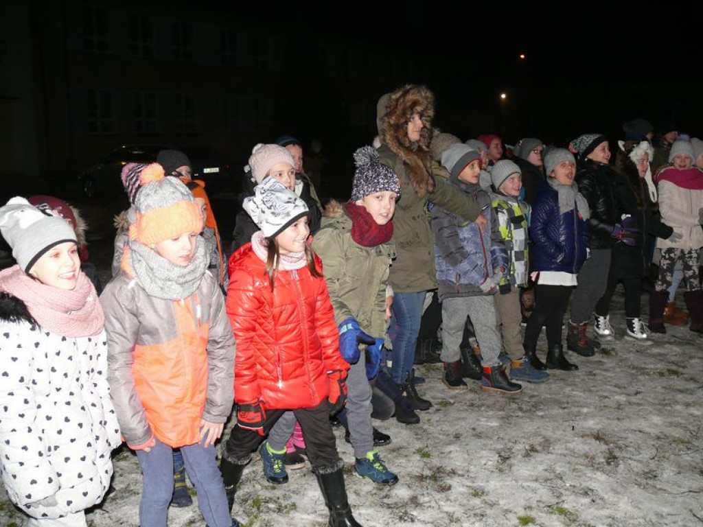 Uczniowie Dwójki nocują w szkole