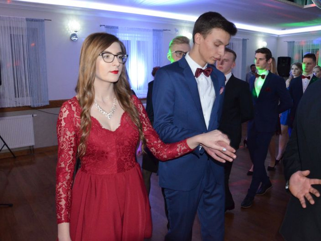 W Edenie zabrzmiał polonez