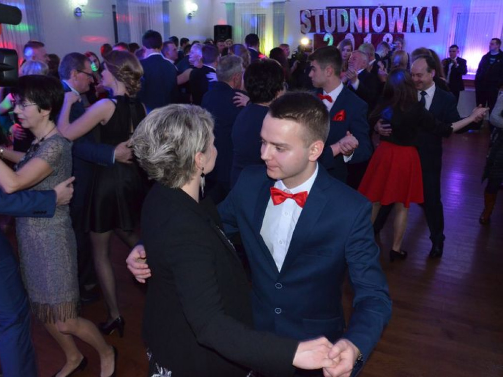 W Edenie zabrzmiał polonez