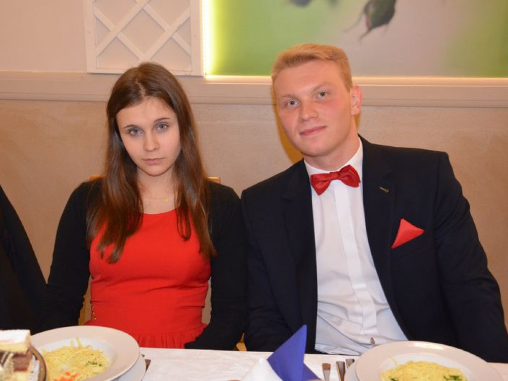 W Edenie zabrzmiał polonez