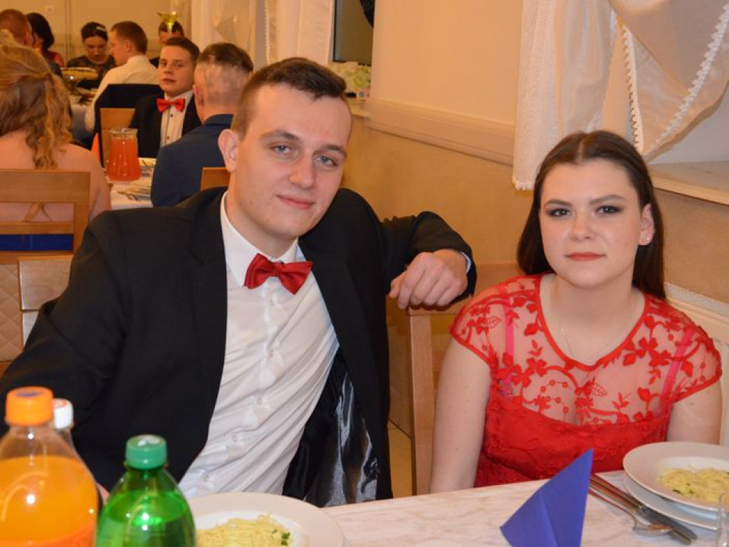 W Edenie zabrzmiał polonez
