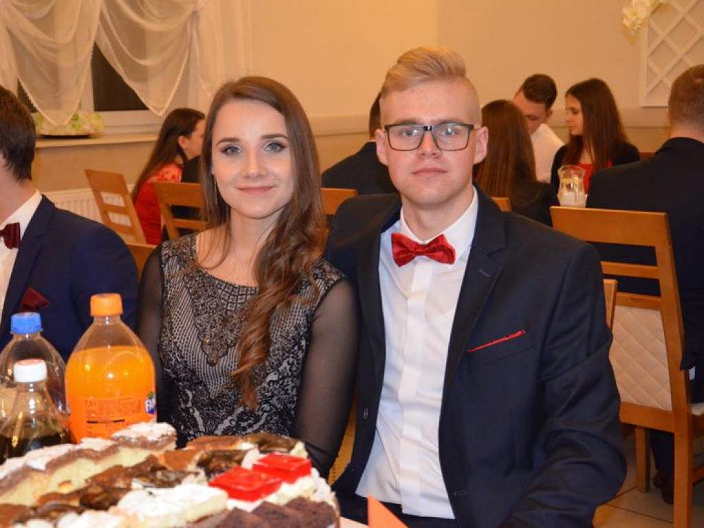 W Edenie zabrzmiał polonez
