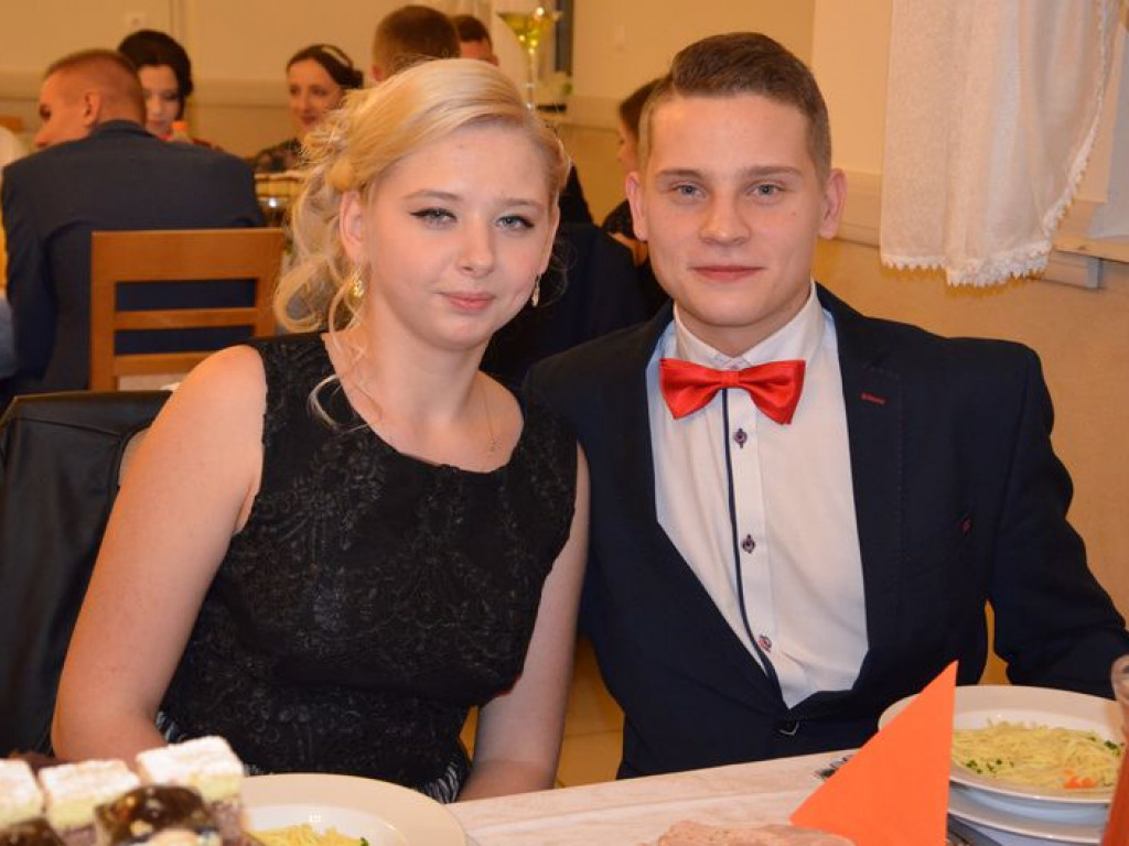 W Edenie zabrzmiał polonez