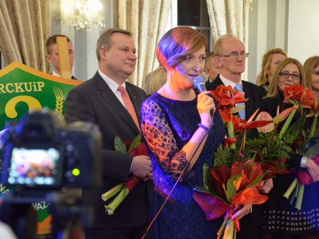 Maturzyści z Blichu bawią się na studniówce