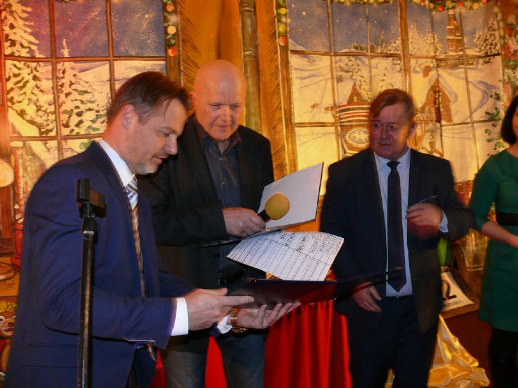 Frekwencyjny sukces balu karnawałowego