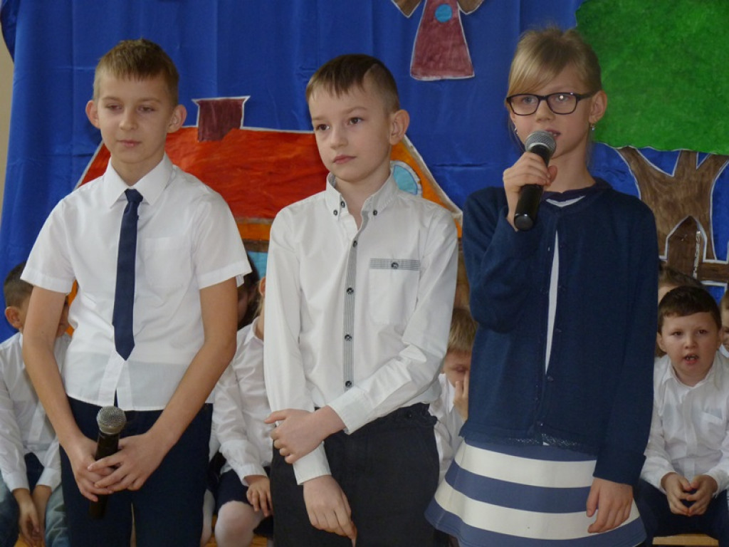 Dzień Seniora w szkole w Dąbkowicach