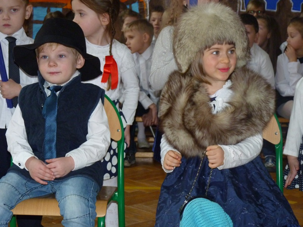 Dzień Seniora w szkole w Dąbkowicach