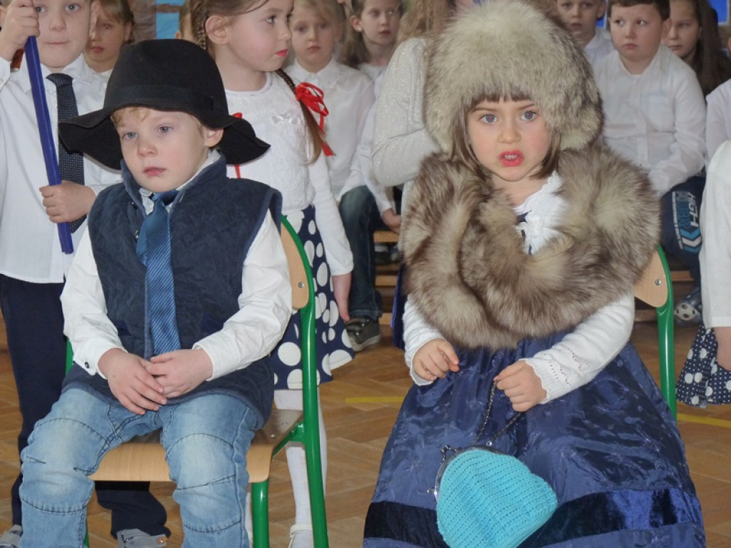Dzień Seniora w szkole w Dąbkowicach