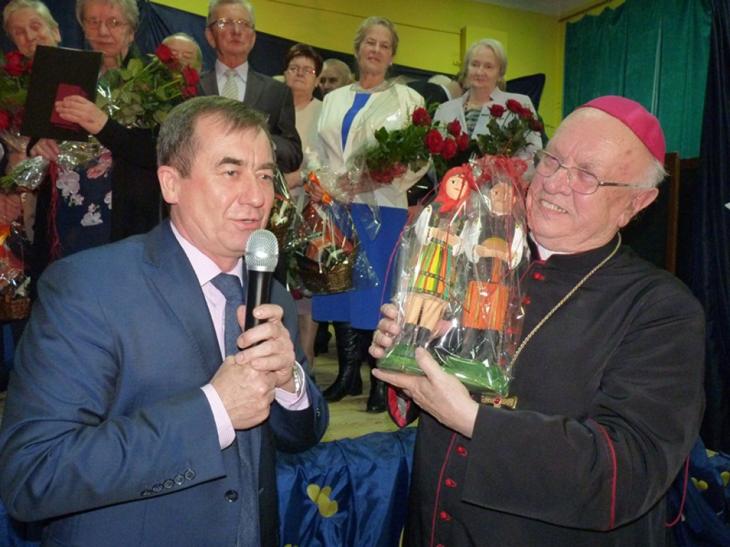 Złote Gody 20 par małżeńskich w Popowie