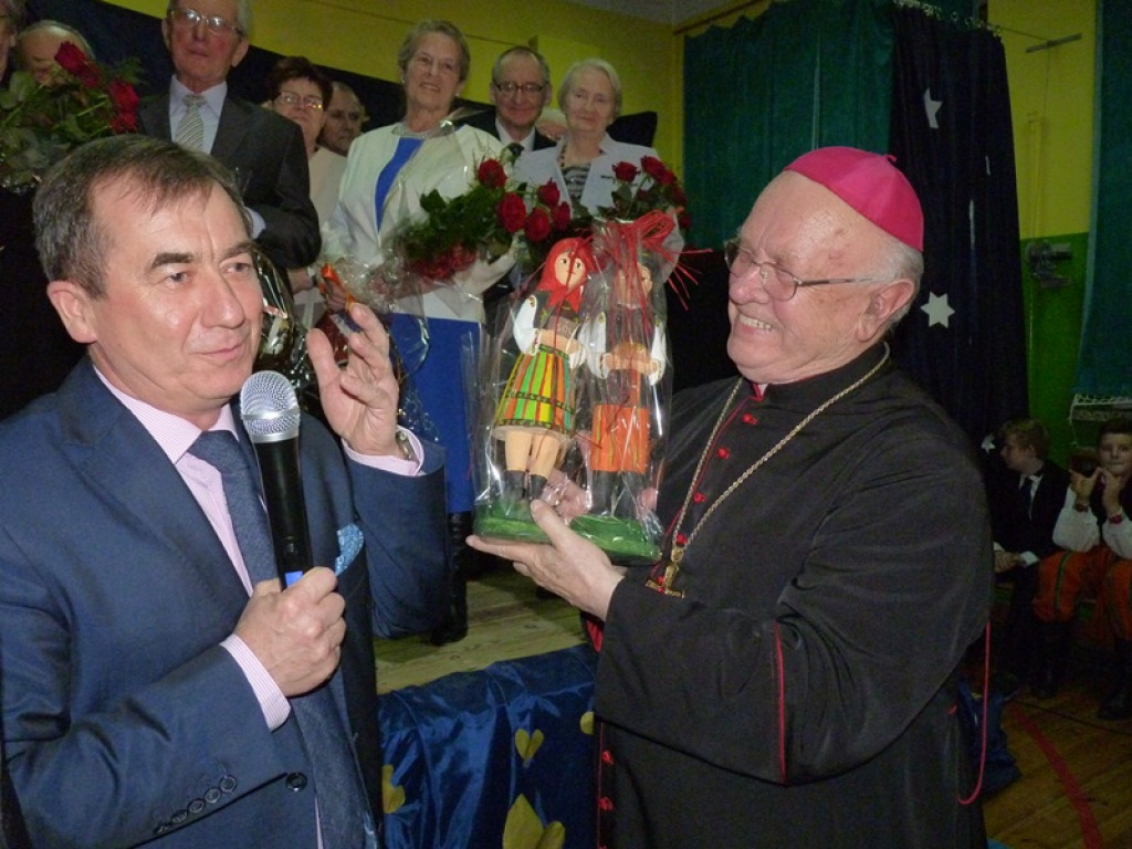 Złote Gody 20 par małżeńskich w Popowie