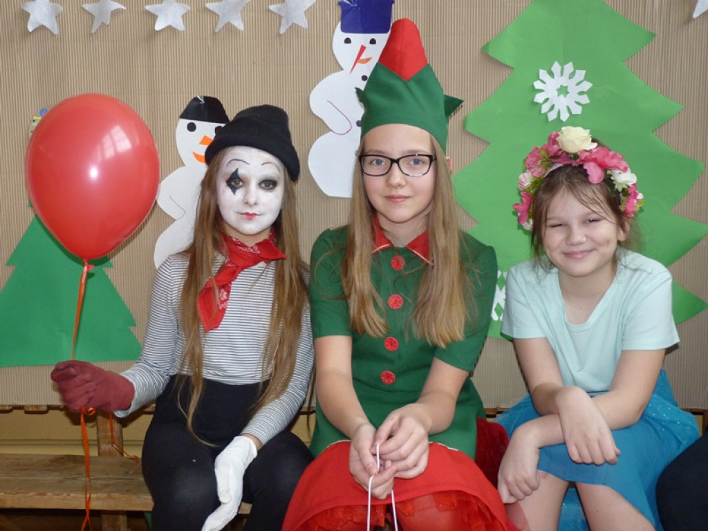 Karnawałowa zabawa z Wodzirejem Arkiem w Trójce