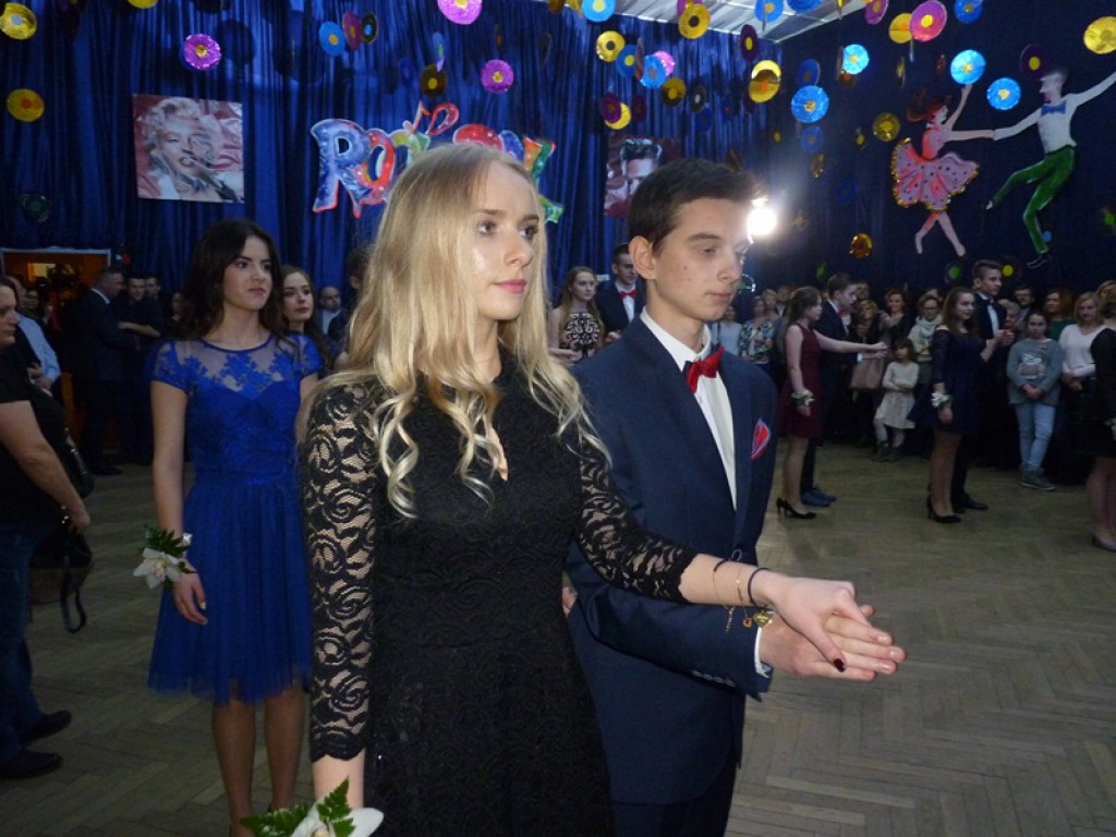Bal gimnazjalny w 