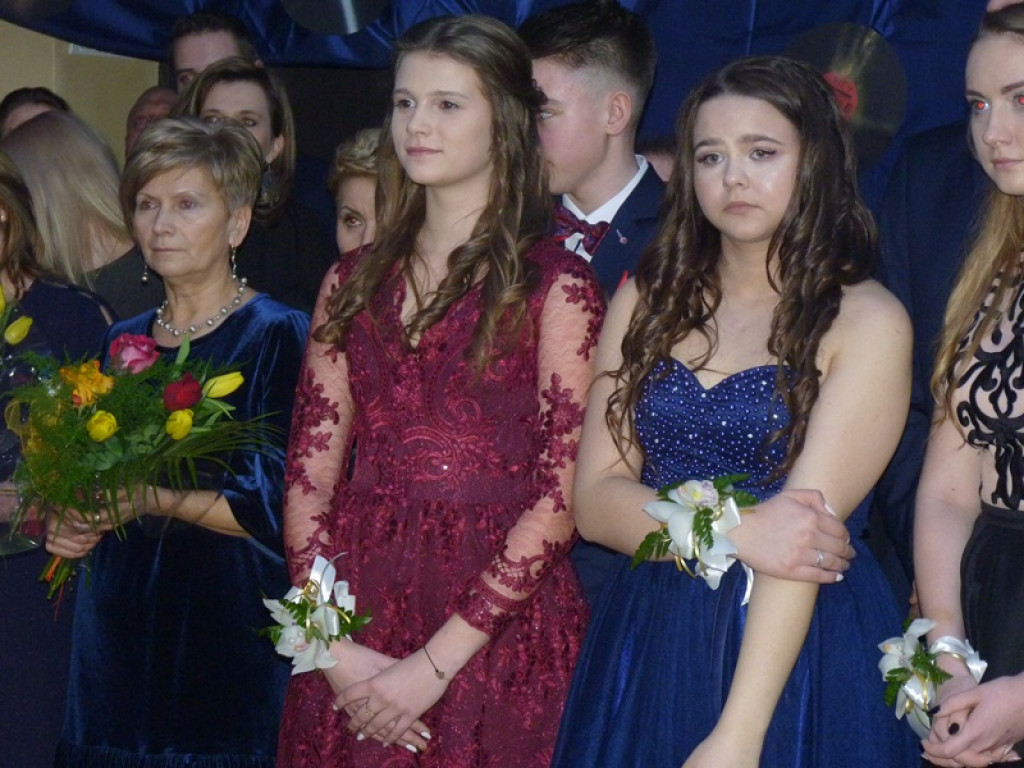 Bal gimnazjalny w 