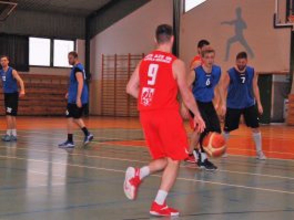 Syntex Księżak nieznacznie lepszy w sparingu z łodzianami