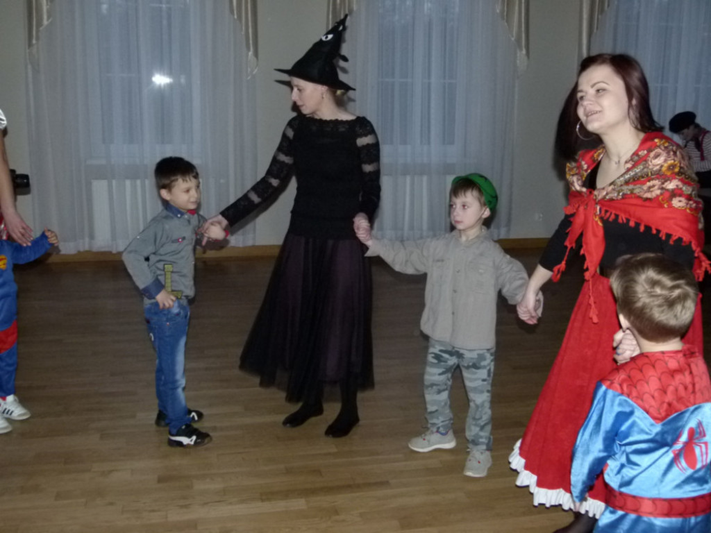 Zabawa karnawałowa dla dzieci w Nowostawach Dolnych