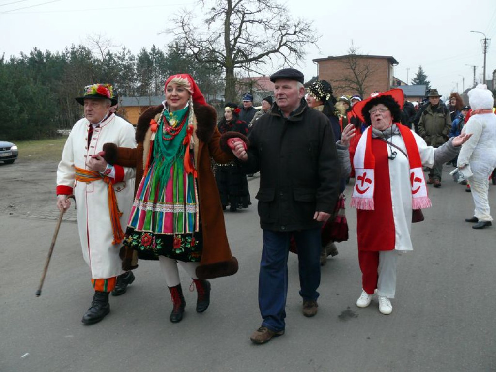 Korowód ostatkowy przeszedł przez Polesie