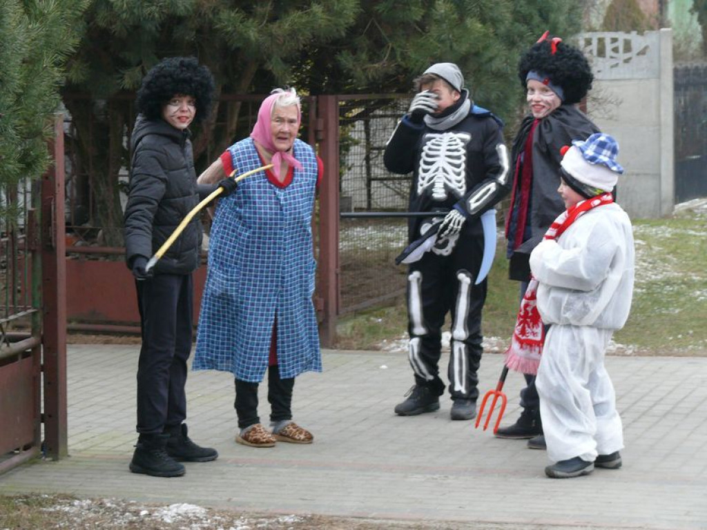 Korowód ostatkowy przeszedł przez Polesie
