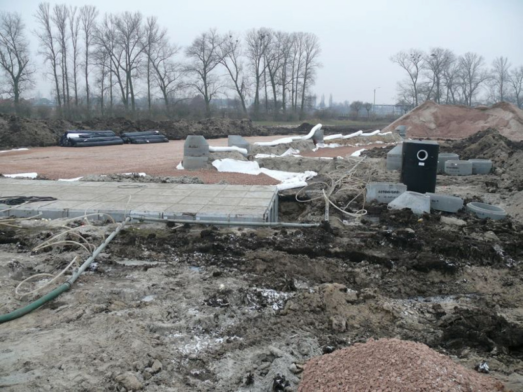 Trakt wszedł z budową ul. Dmowskiego na łąki