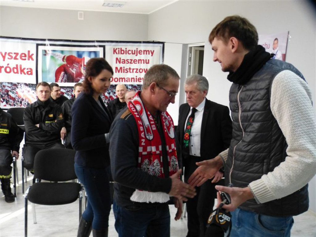 Nie tylko strażacy trzymają kciuki za Zbigniewa Bródkę [aktualizacja]