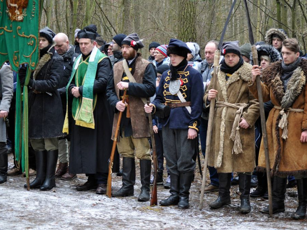 Rozpoczął się XVIII Rajd Szlakiem Powstania Styczniowego