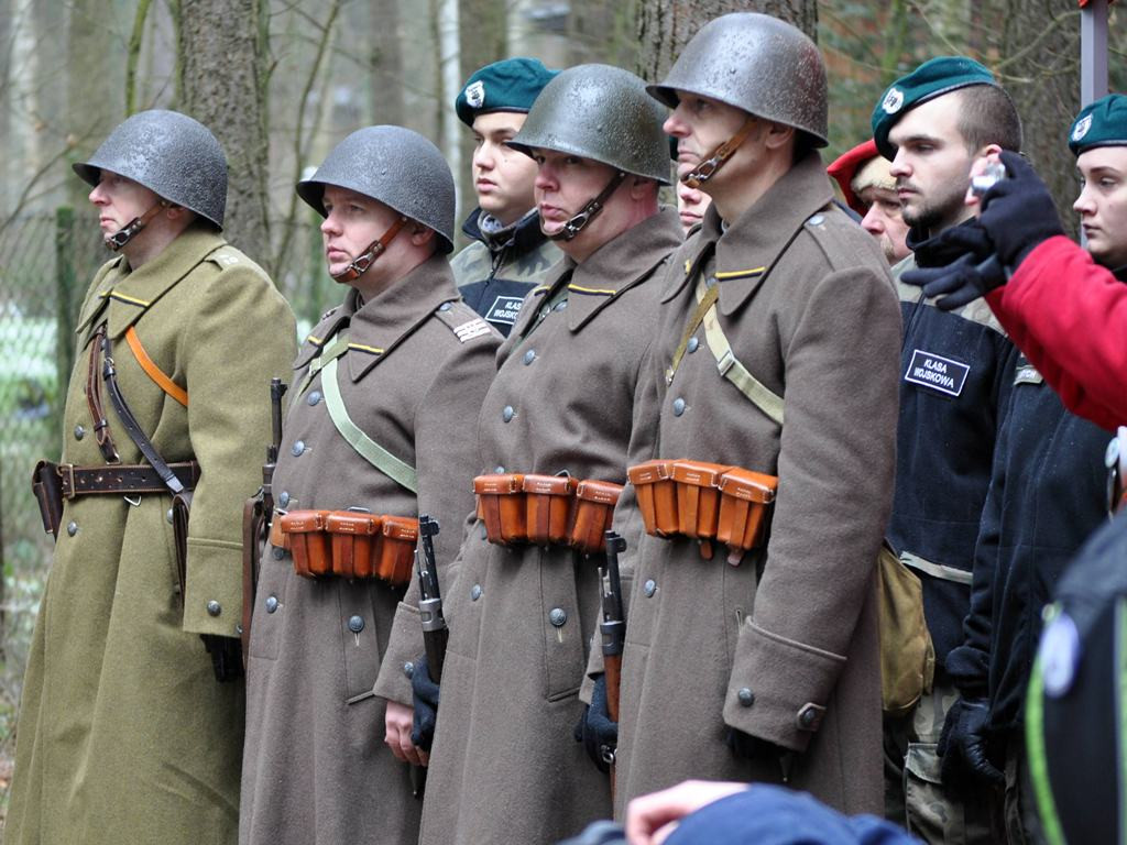 Rozpoczął się XVIII Rajd Szlakiem Powstania Styczniowego