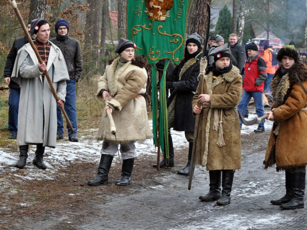 Rozpoczął się XVIII Rajd Szlakiem Powstania Styczniowego