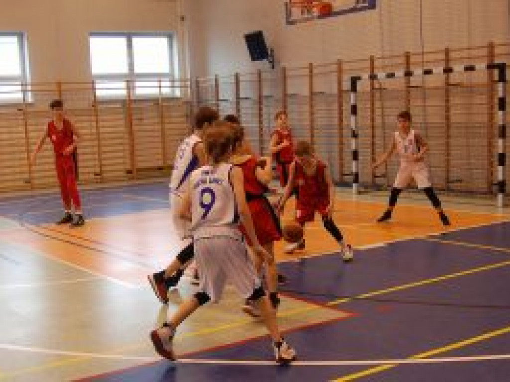 Na starcie Księżak-2004 skuteczniejszy od Szkoły Gortata