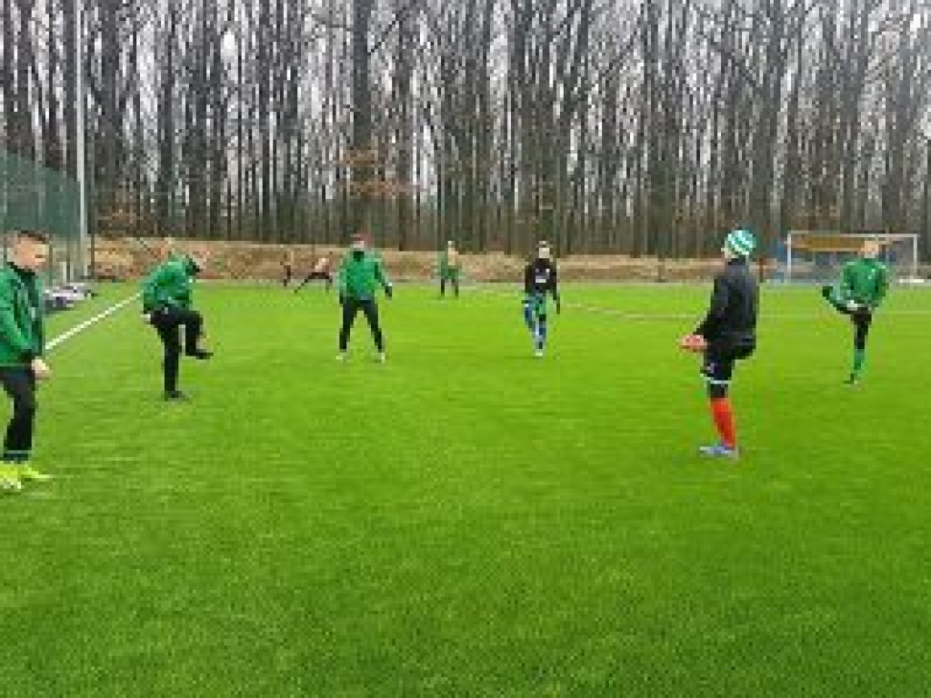 Wyrównany wynik meczu Pelikana-2003 z Widzewem