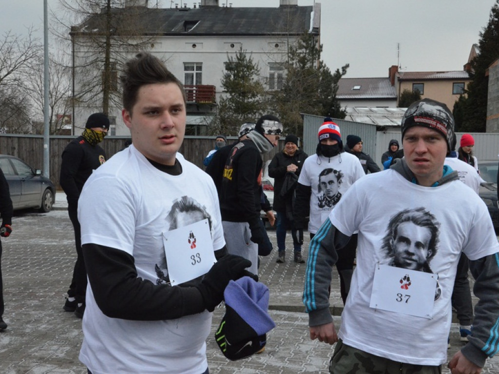 Pobiegli Tropem Wilczym