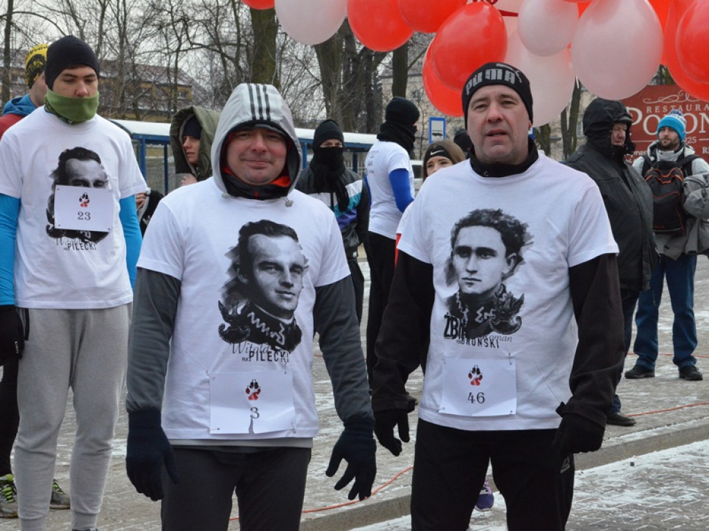 Pobiegli Tropem Wilczym