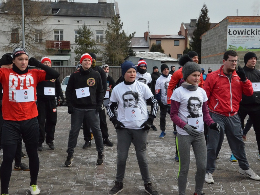 Pobiegli Tropem Wilczym