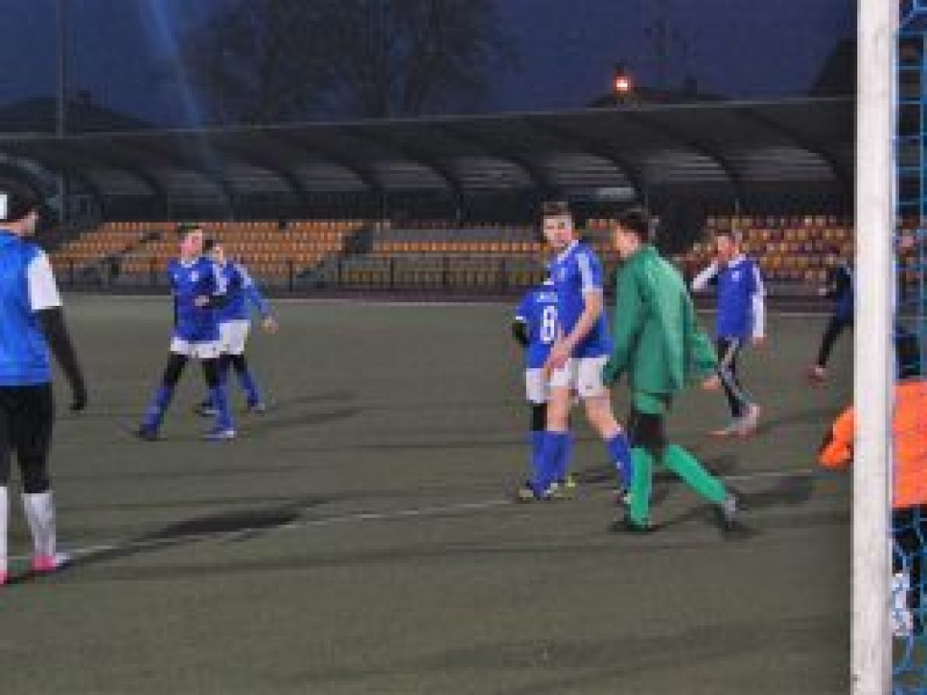 Gol za golem w wykonaniu Pelikana-2004