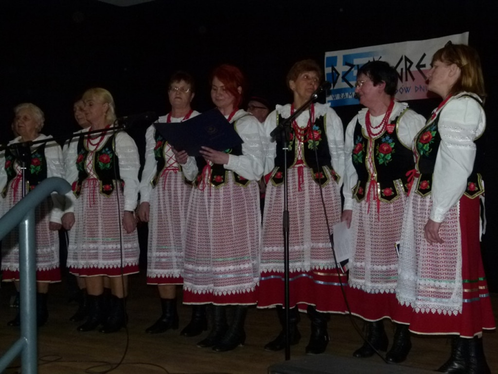 Dzień Kobiet w Domu Kultury w Niesułkowie