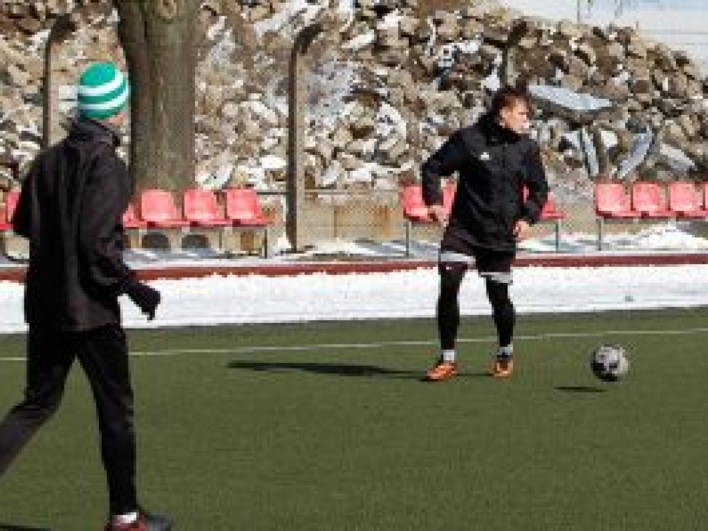 Zwycięstwo przed ligą juniorów starszych Pelikana