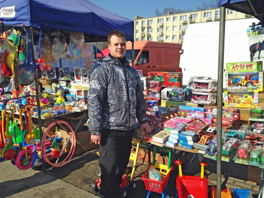 Na targu ostatnie przedświąteczne zakupy