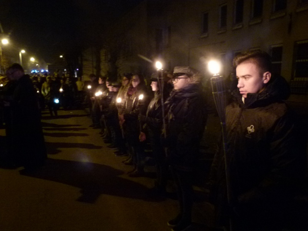 Procesja drogi krzyżowej przeszła ulicami Głowna