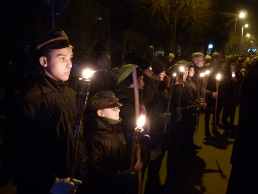 Procesja drogi krzyżowej przeszła ulicami Głowna